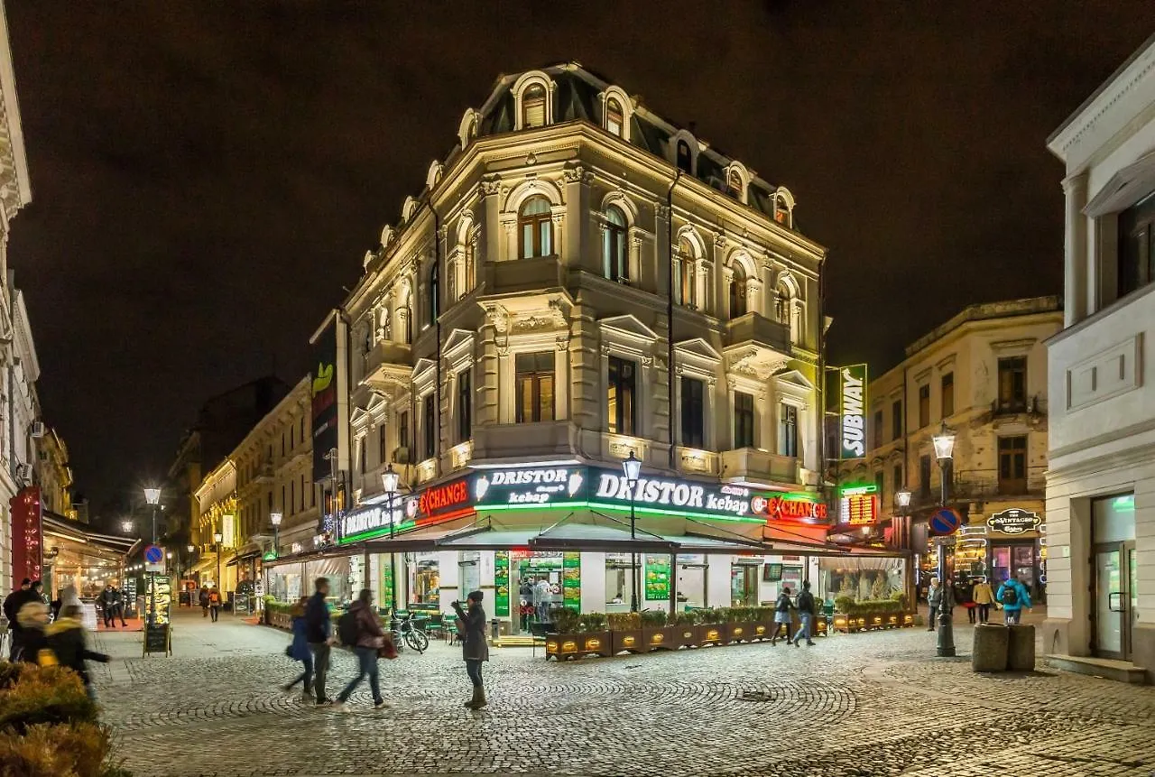 White Nights Of Old Town Bucharest Apartment